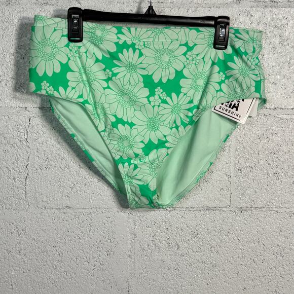California Juniors' Plus Size Printed High-Waist Swim Bottoms Aqua Floral 2X - Picture 1 of 6